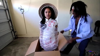 “Asian Teen Sex Doll Robot 2” 青少年性玩偶 Small 18 Years Old Filipina Teen Asian Fuck Doll Robot Fiance Unboxed By Shimmy