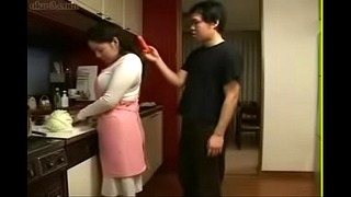 Sexy Chinese Chinese Step Mom Fucks Her In Kitchen